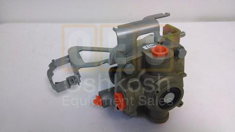 ABS Brake Forward Rear Axle Relay Valve W / Bracket