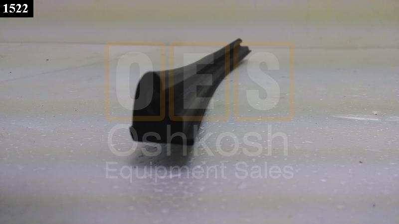 Windshield Frame to Door Glass Seal (RH) - New Replacement