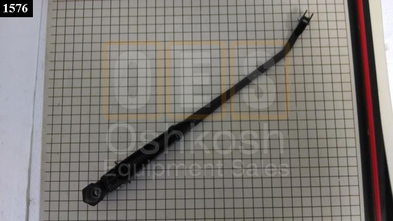 Wiper Arm RH (M915 Series) - New Replacement