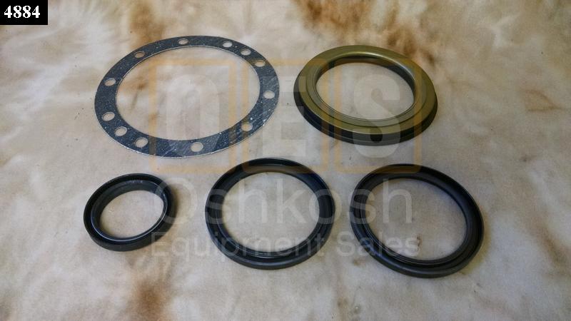 2.5 TON M35A2 NEW COMPLETE WINCH SEAL KIT 5 SEALS - C&C Equipment LLC 2.5 TON M35A2 NEW COMPLETE WINCH SEAL KIT 5 SEALS - C&C Equipment LLC