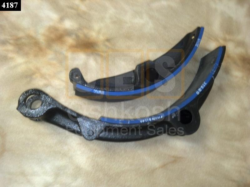 Parking Brake Shoe Set (Inner and Outer) - New Replacement