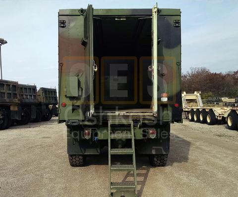 M820 Expansible Van Military 5 Ton Truck (C-200-48)