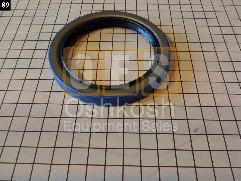 FRONT WINCH DRUM SEAL (SMALL DRUM) - New Replacement
