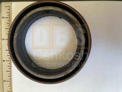 Oshkosh Axle Seal (fits 7 Ton MK23, MRAP, LVSR and other applications)