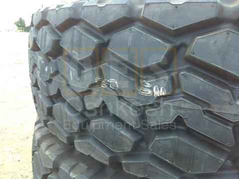 385/95R24 Bridgestone V-Steel Tire